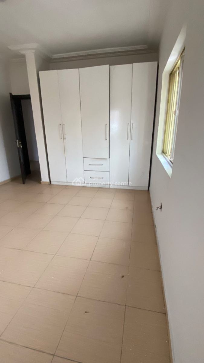 Standard Two Bedrooms Flat, Lekki, Lagos, Flat / Apartment for Rent