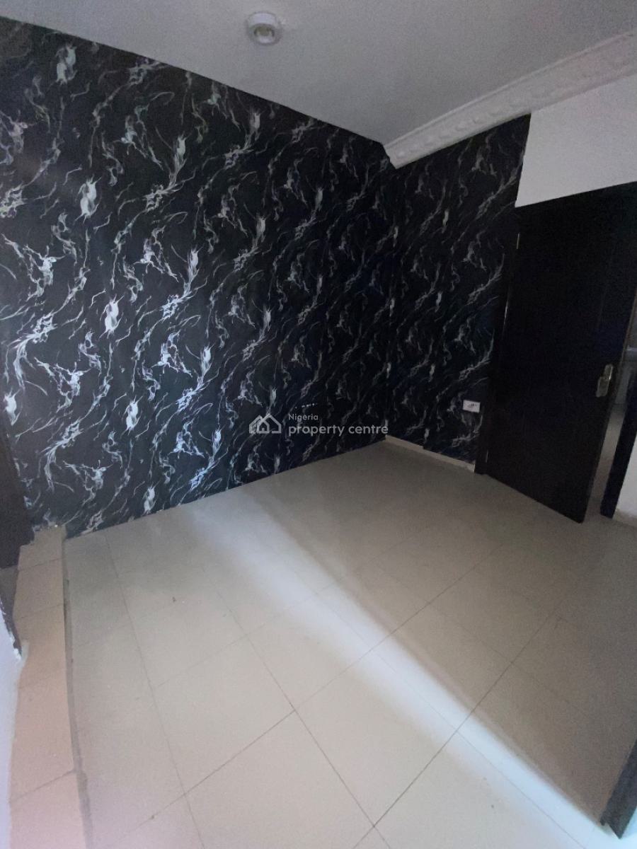 Standard Two Bedrooms Flat, Lekki, Lagos, Flat / Apartment for Rent