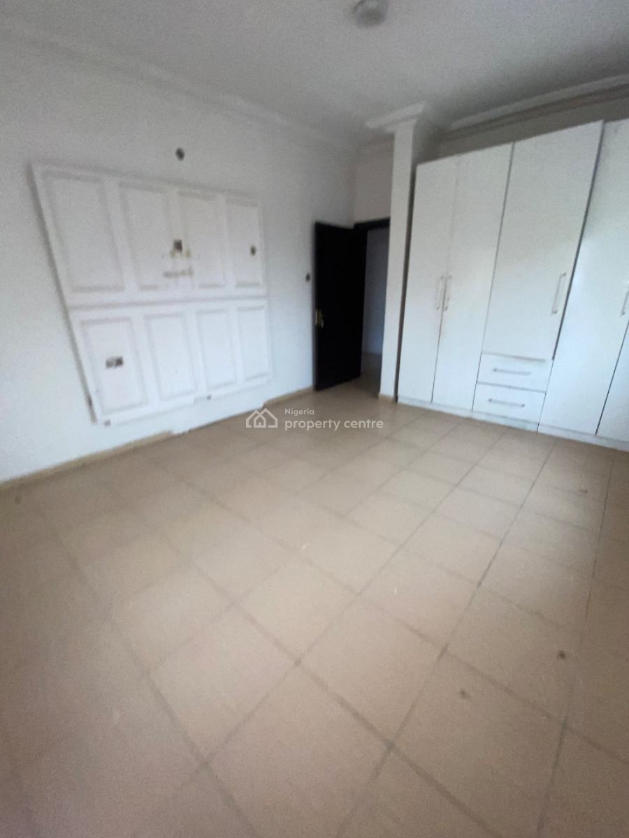 Standard Two Bedrooms Flat, Lekki, Lagos, Flat / Apartment for Rent