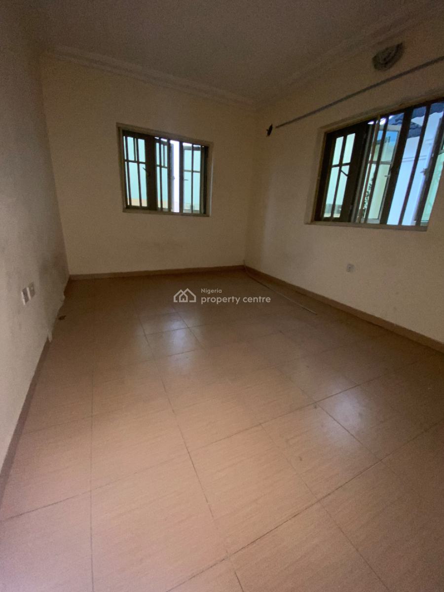Standard Two Bedrooms Flat, Lekki, Lagos, Flat / Apartment for Rent
