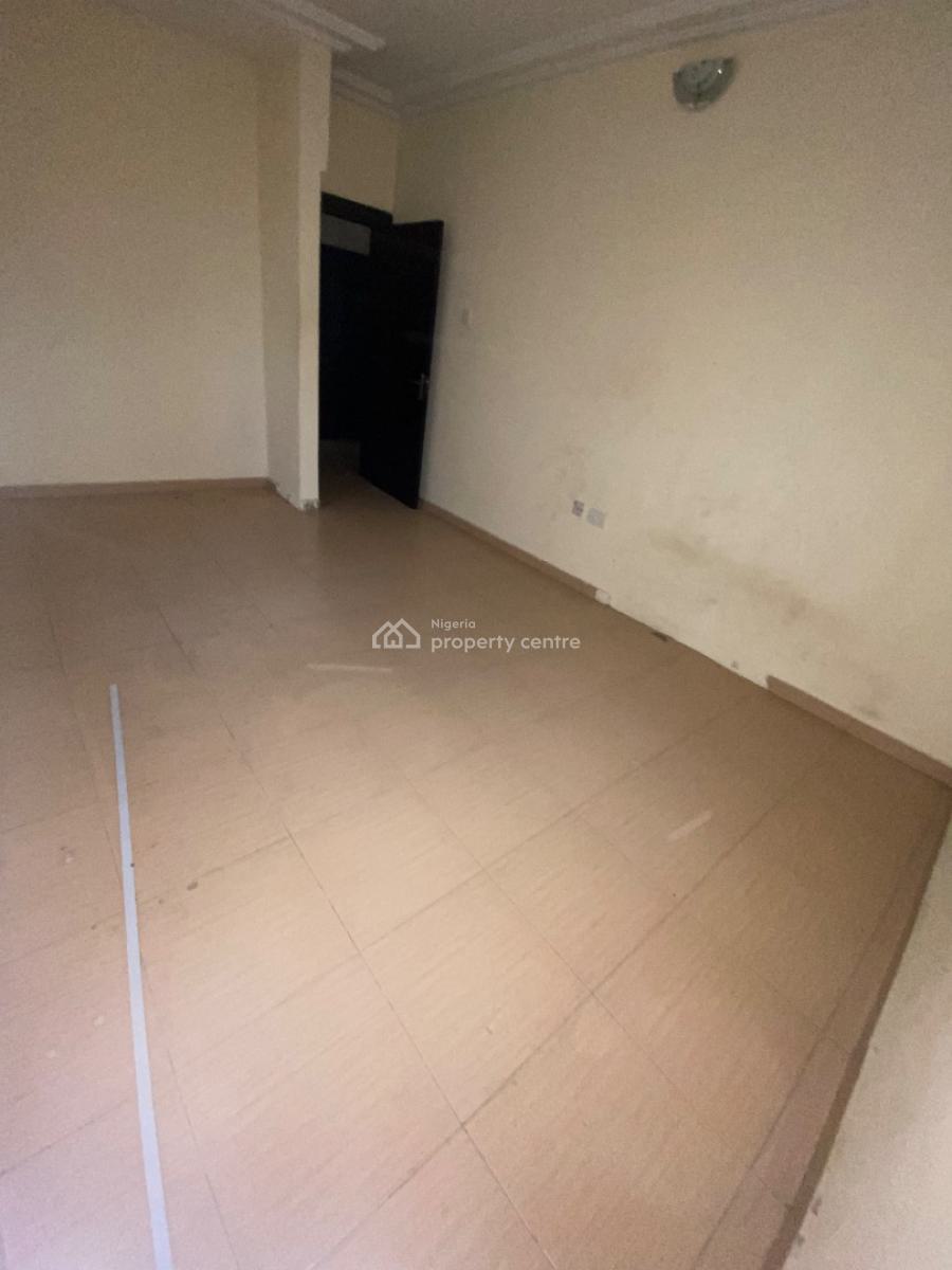 Standard Two Bedrooms Flat, Lekki, Lagos, Flat / Apartment for Rent