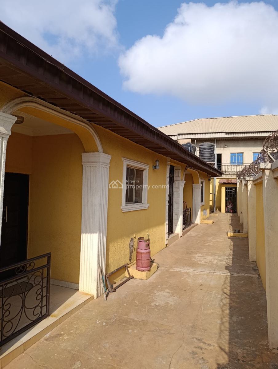 Modern Twin Flat of 3 Bedroom Each Full Pop on 561sqm, Love Estate,ope Odu, Elewuro, Akobo, Ibadan, Oyo, Block of Flats for Sale