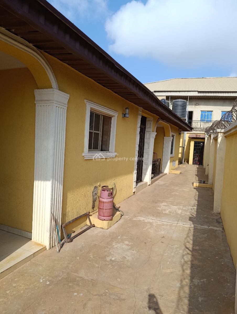 Modern Twin Flat of 3 Bedroom Each Full Pop on 561sqm, Love Estate,ope Odu, Elewuro, Akobo, Ibadan, Oyo, Block of Flats for Sale