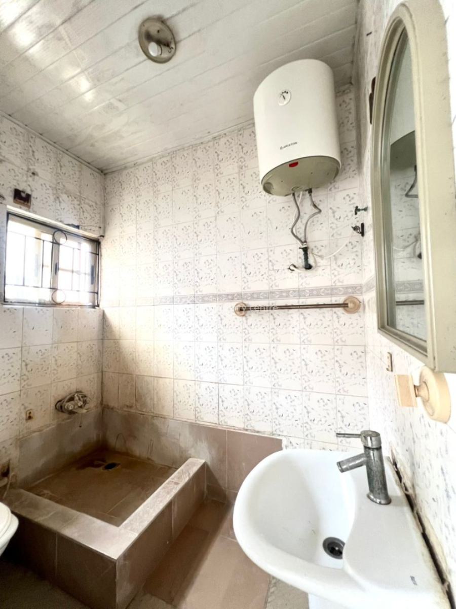 Lovely 1bedroom Apartment in a Secure Estate, Lekki Phase 1, Lekki, Lagos, Flat / Apartment for Rent