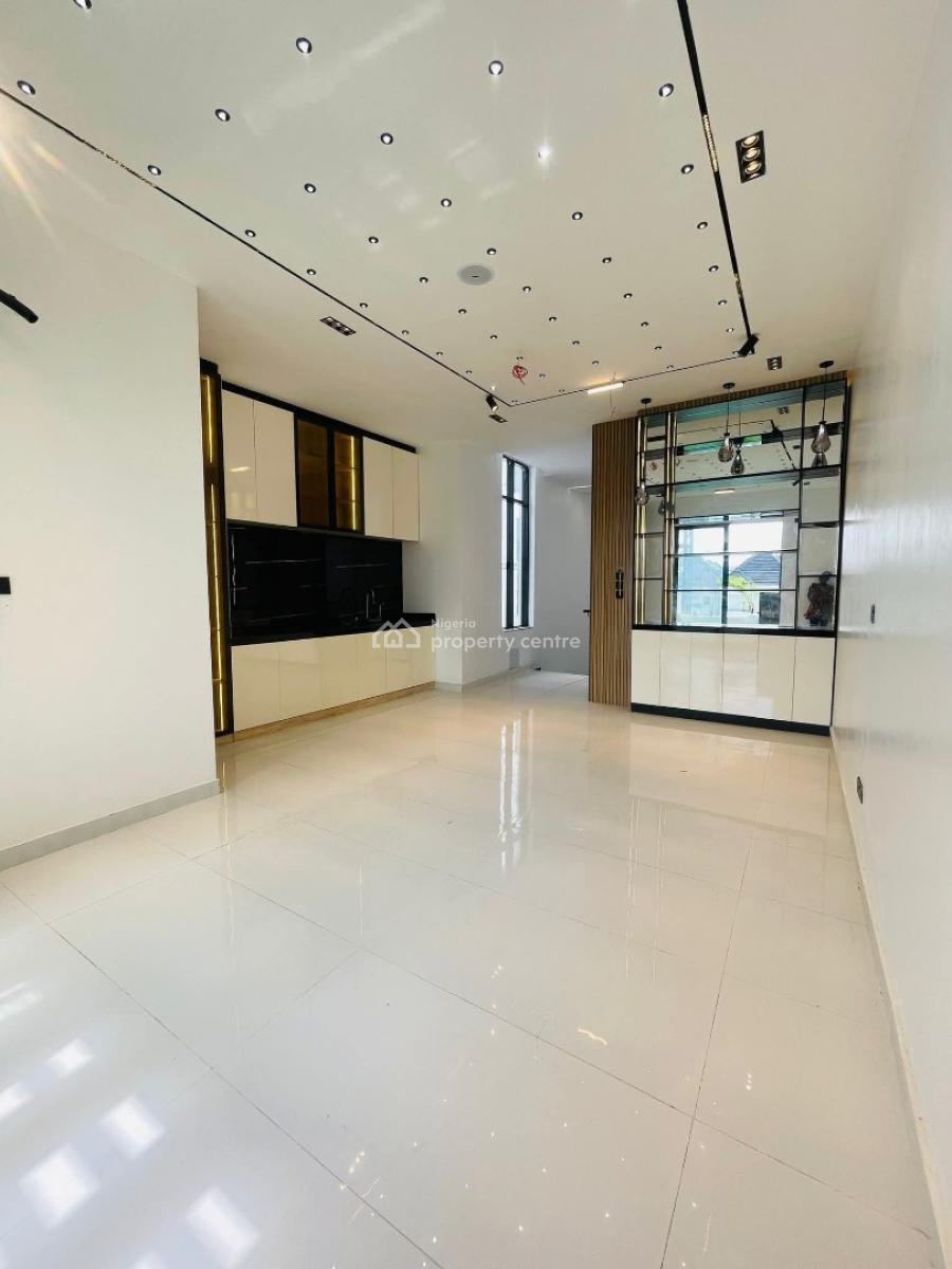 Luxury 6 Bedroom Fully Detached Home, Chevron, Lekki, Lagos, Detached Duplex for Sale