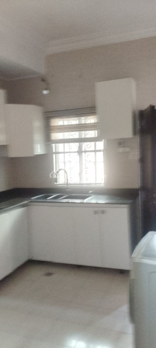 a Semi Master Bedroom, Chevy View Estate Chevron Drive, Chevron, Lekki, Lagos, Self Contain (single Rooms) for Rent
