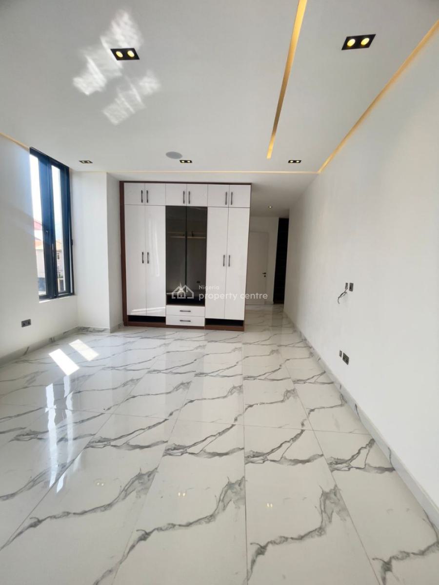 5 Bedroom Smart Home with Cinema, Gym, Swimming Pool and Bq, Lekki Phase 1, Lekki, Lagos, Flat / Apartment for Sale