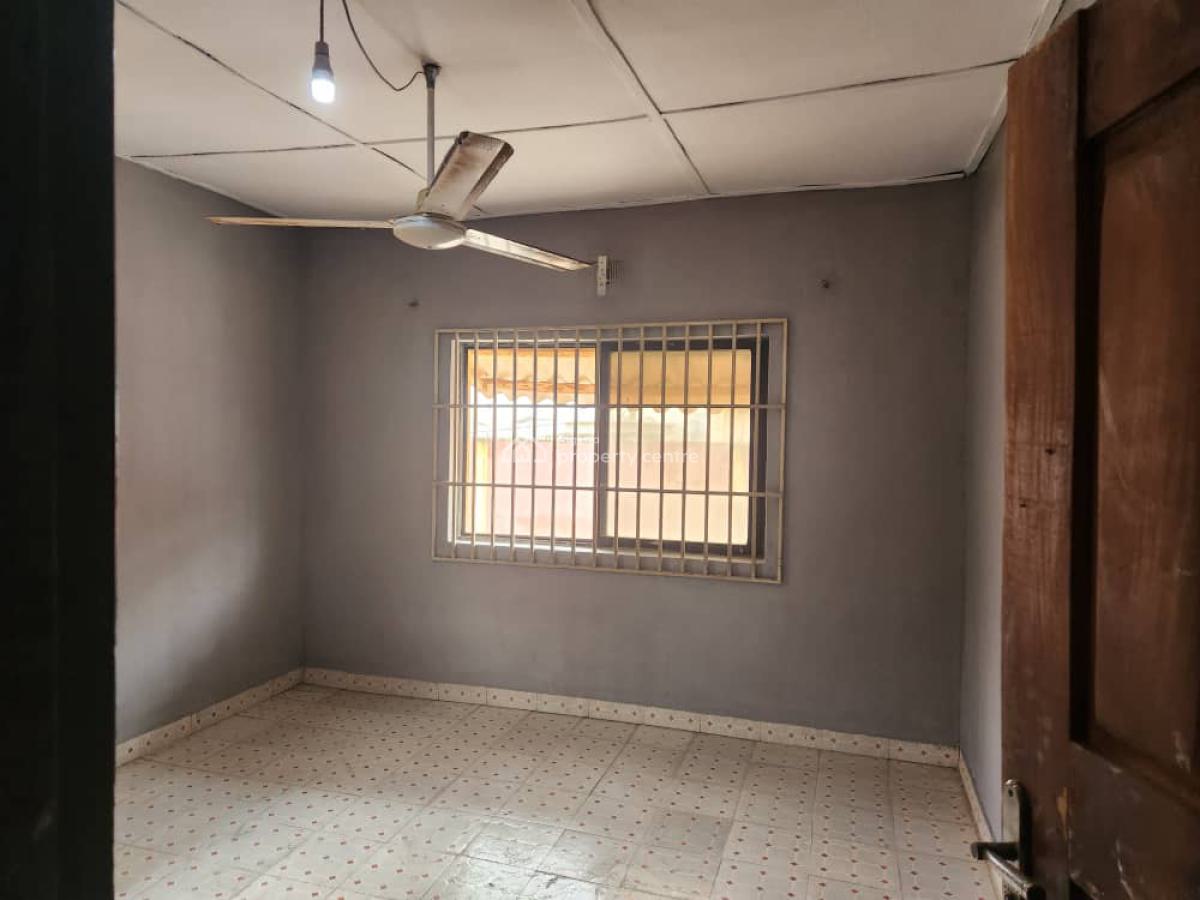 2 Units of 2 Bedroom Flat, Anifalaje, Akobo, Ibadan, Oyo, Flat / Apartment for Rent
