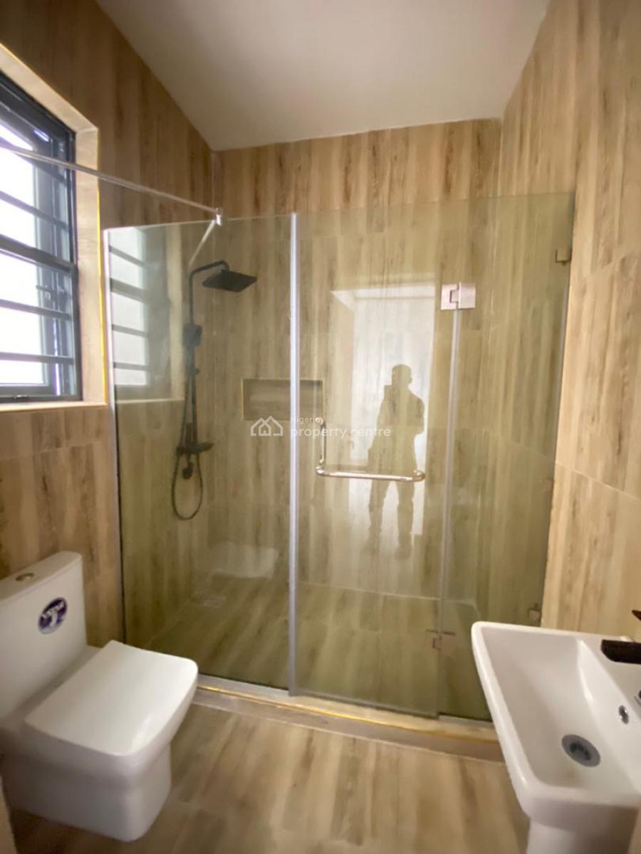 Contemporary 5 Bedroom Terrace Duplex with Bq, Ologolo, Lekki, Lagos, Terraced Duplex for Sale