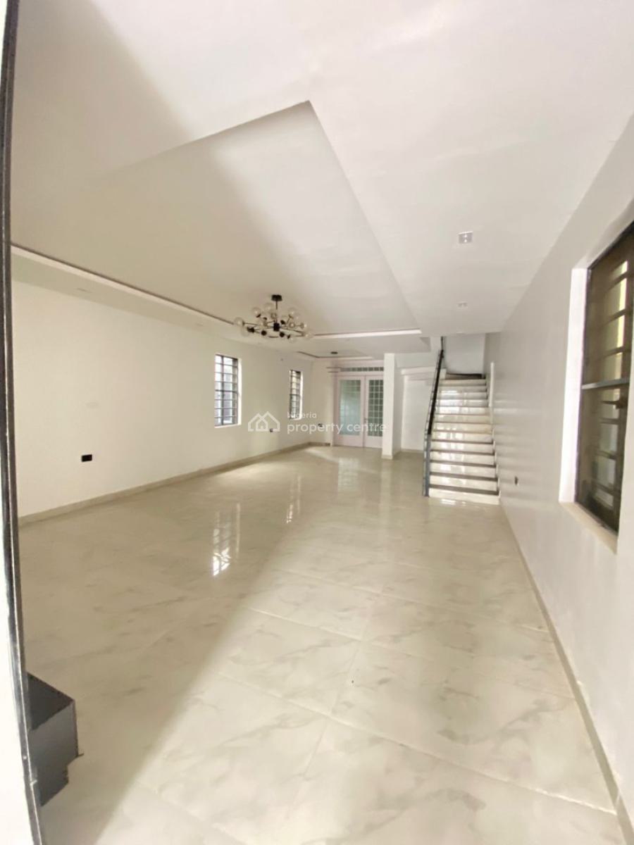 Contemporary 5 Bedroom Terrace Duplex with Bq, Ologolo, Lekki, Lagos, Terraced Duplex for Sale