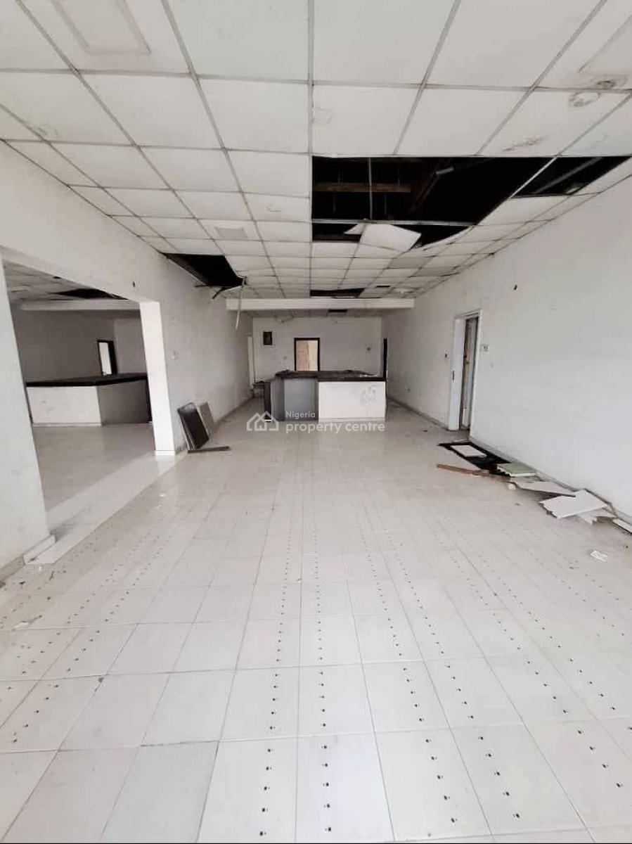 Spacious and Well-positioned 12-bedroom Detached House, Victoria Island (vi), Lagos, Detached Duplex for Rent