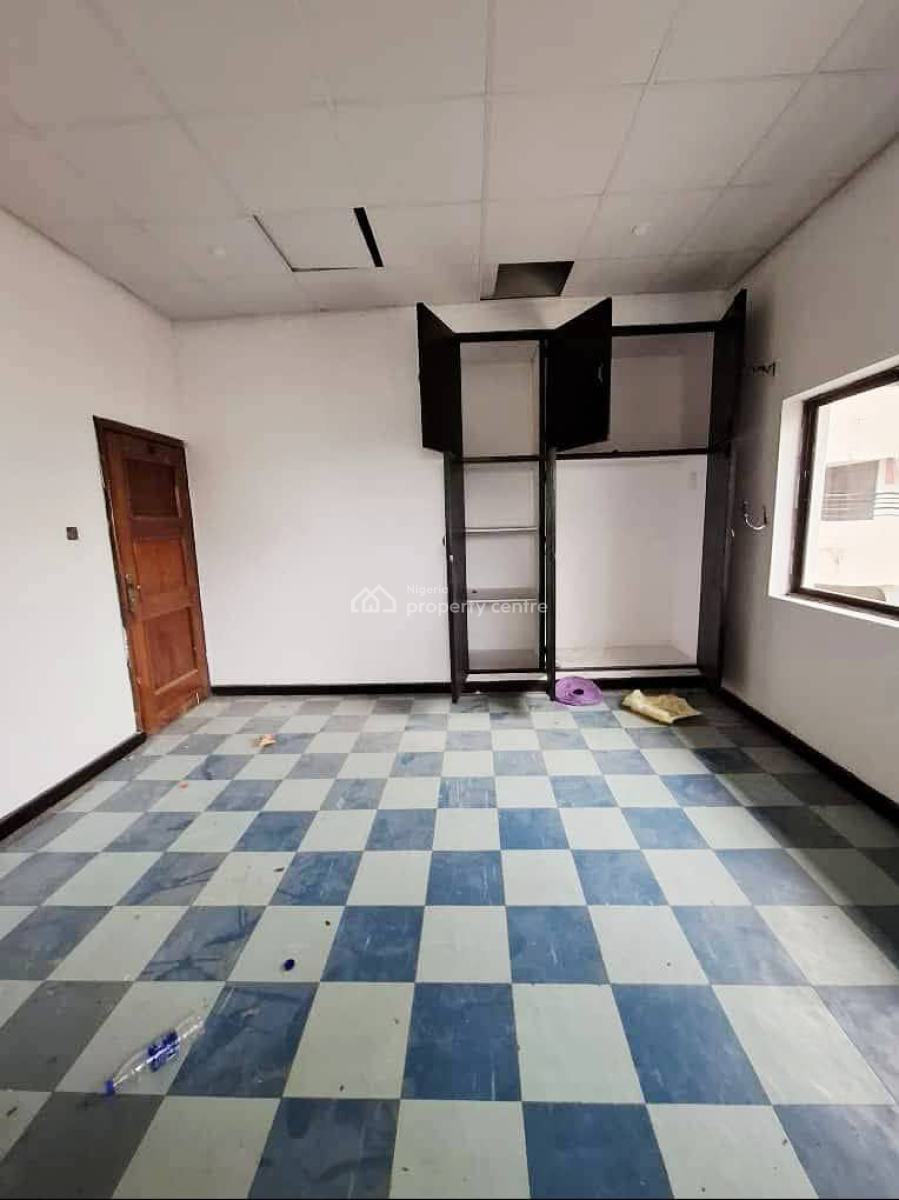 Spacious and Well-positioned 12-bedroom Detached House, Victoria Island (vi), Lagos, Detached Duplex for Rent