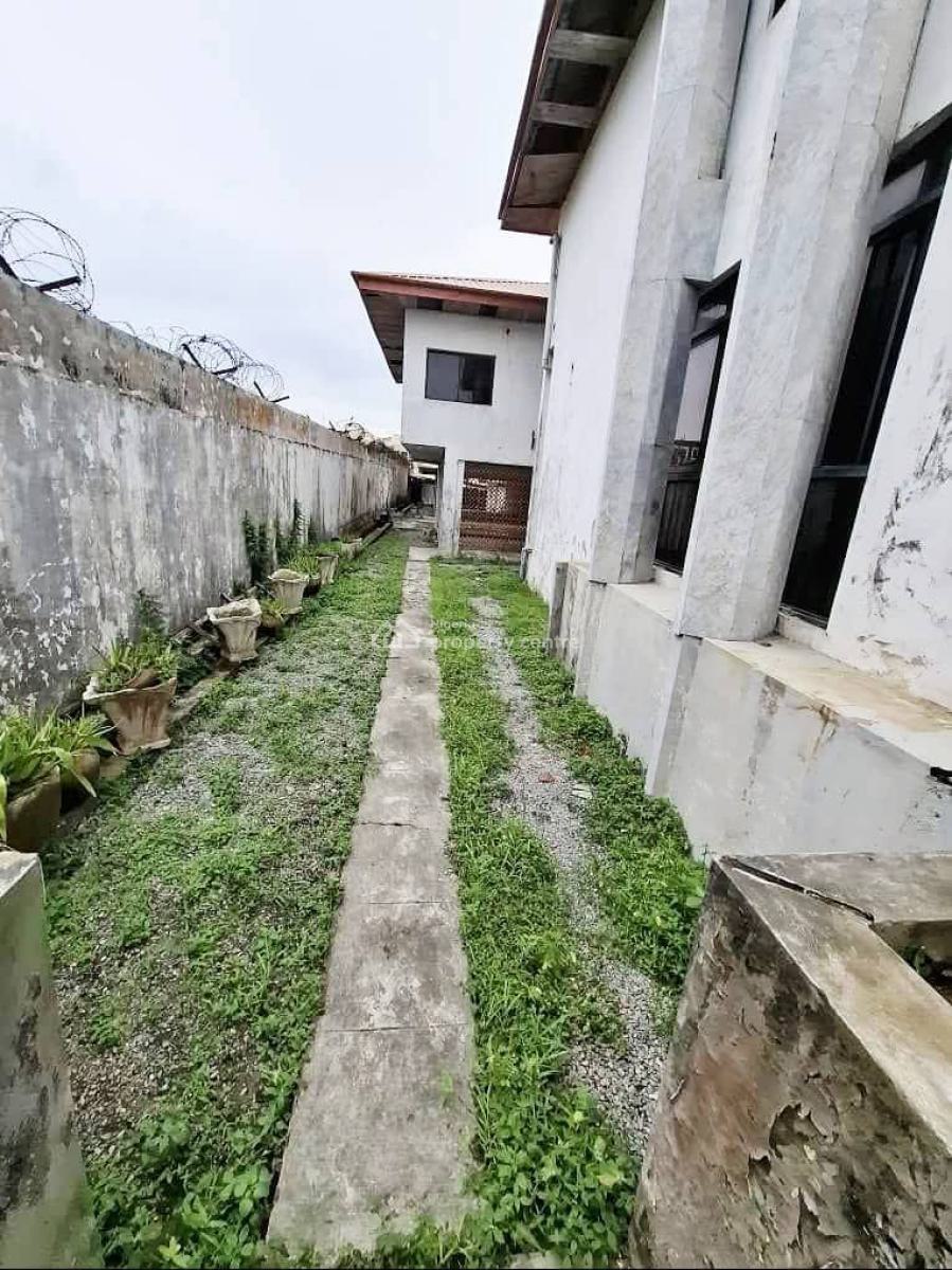 Spacious and Well-positioned 12-bedroom Detached House, Victoria Island (vi), Lagos, Detached Duplex for Rent