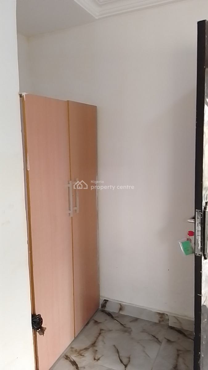 Compact 2 Bed Ground Floor with Clean Water, Behind Jonaith Hotel, Sangotedo, Ajah, Lagos, Flat / Apartment for Rent