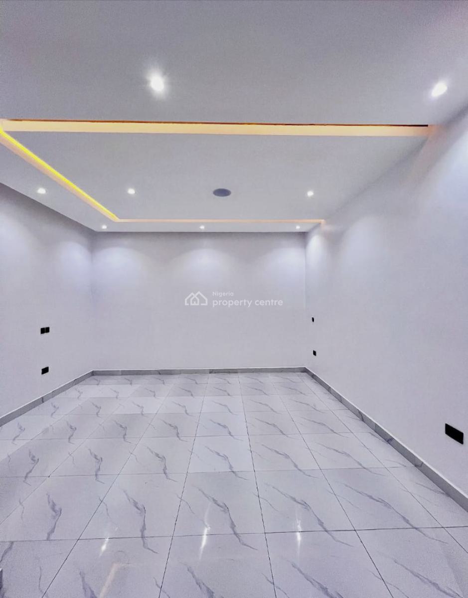 Fully Serviced 3 Bedroom Apartments, Lekki Phase 1, Lekki, Lagos, Flat / Apartment for Sale