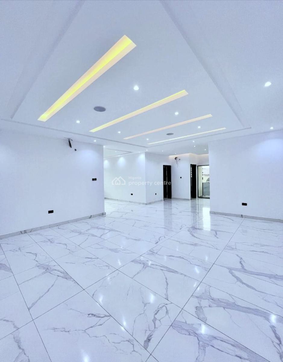 Fully Serviced 3 Bedroom Apartments, Lekki Phase 1, Lekki, Lagos, Flat / Apartment for Sale