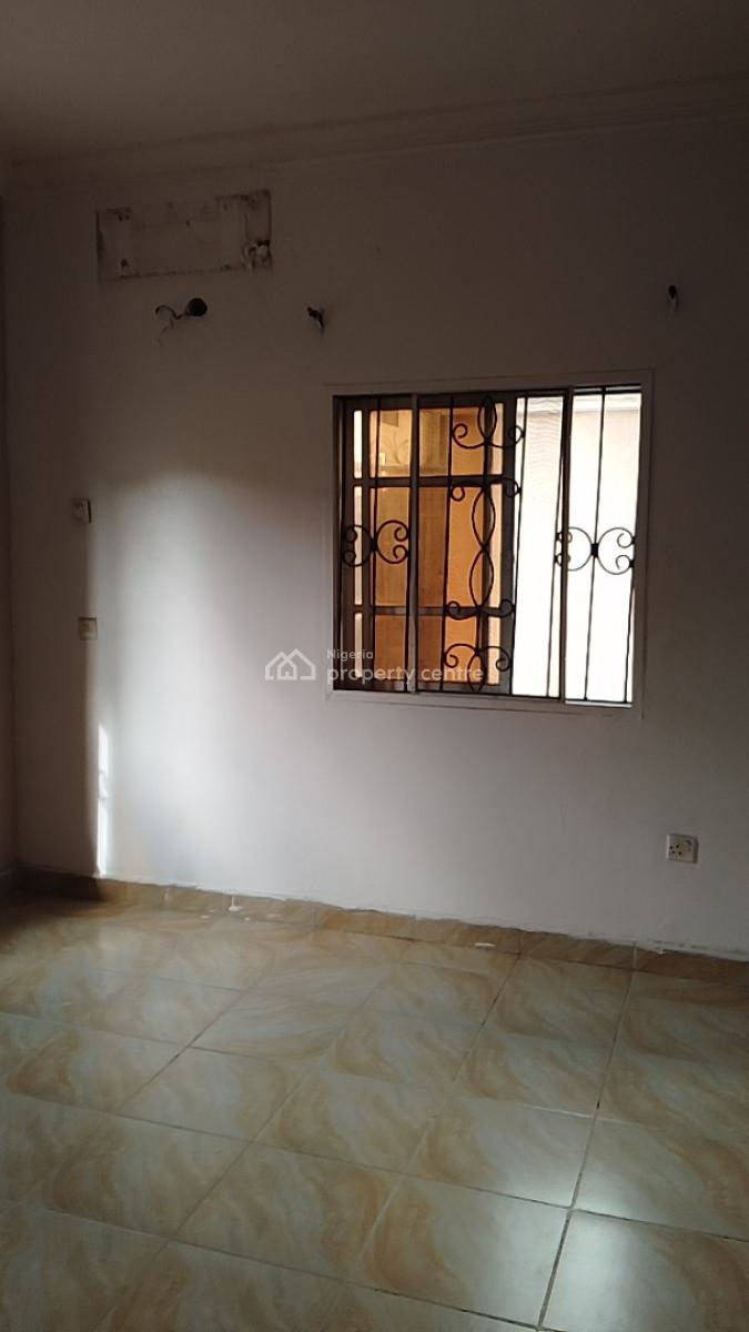 Recently Vacated 2 Bed with Clean Water, Sangotedo, Ajah, Lagos, Flat / Apartment for Rent