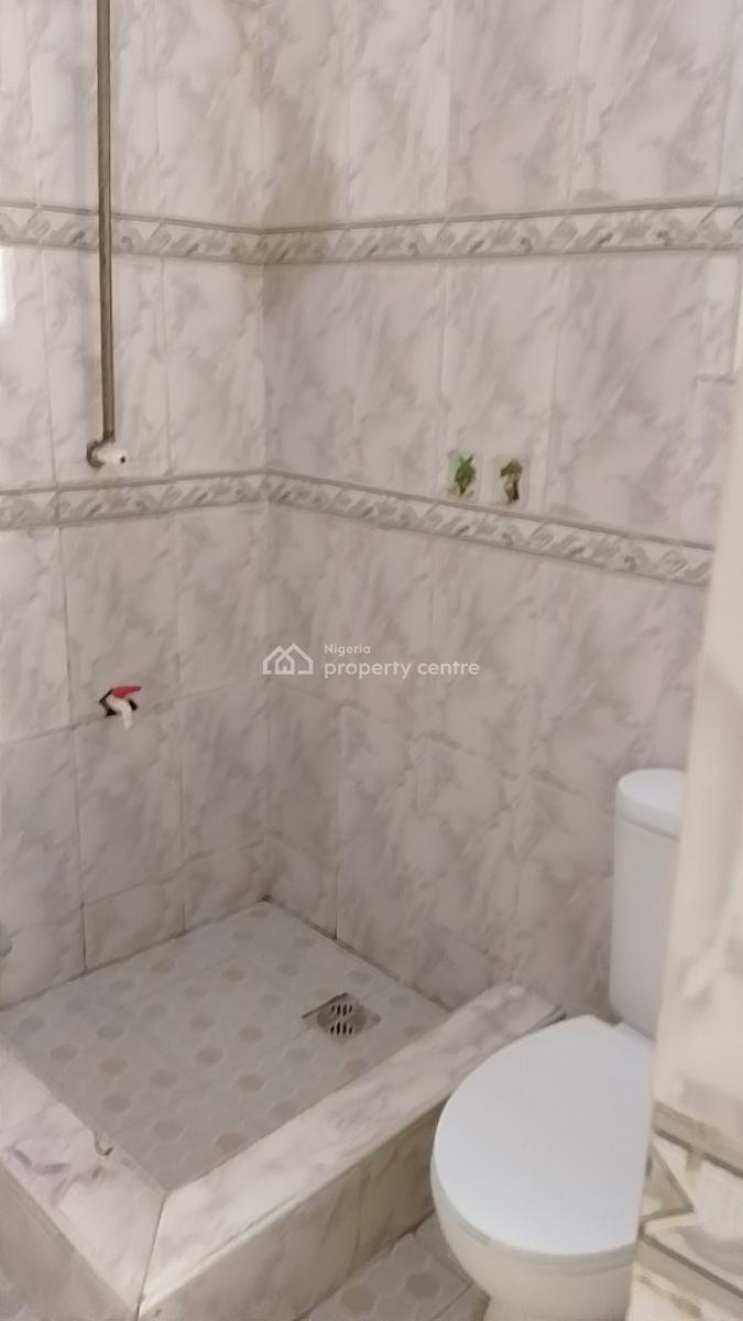 Recently Vacated 2 Bed with Clean Water, Sangotedo, Ajah, Lagos, Flat / Apartment for Rent