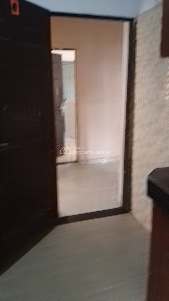Recently Vacated 2 Bed with Clean Water, Sangotedo, Ajah, Lagos, Flat / Apartment for Rent