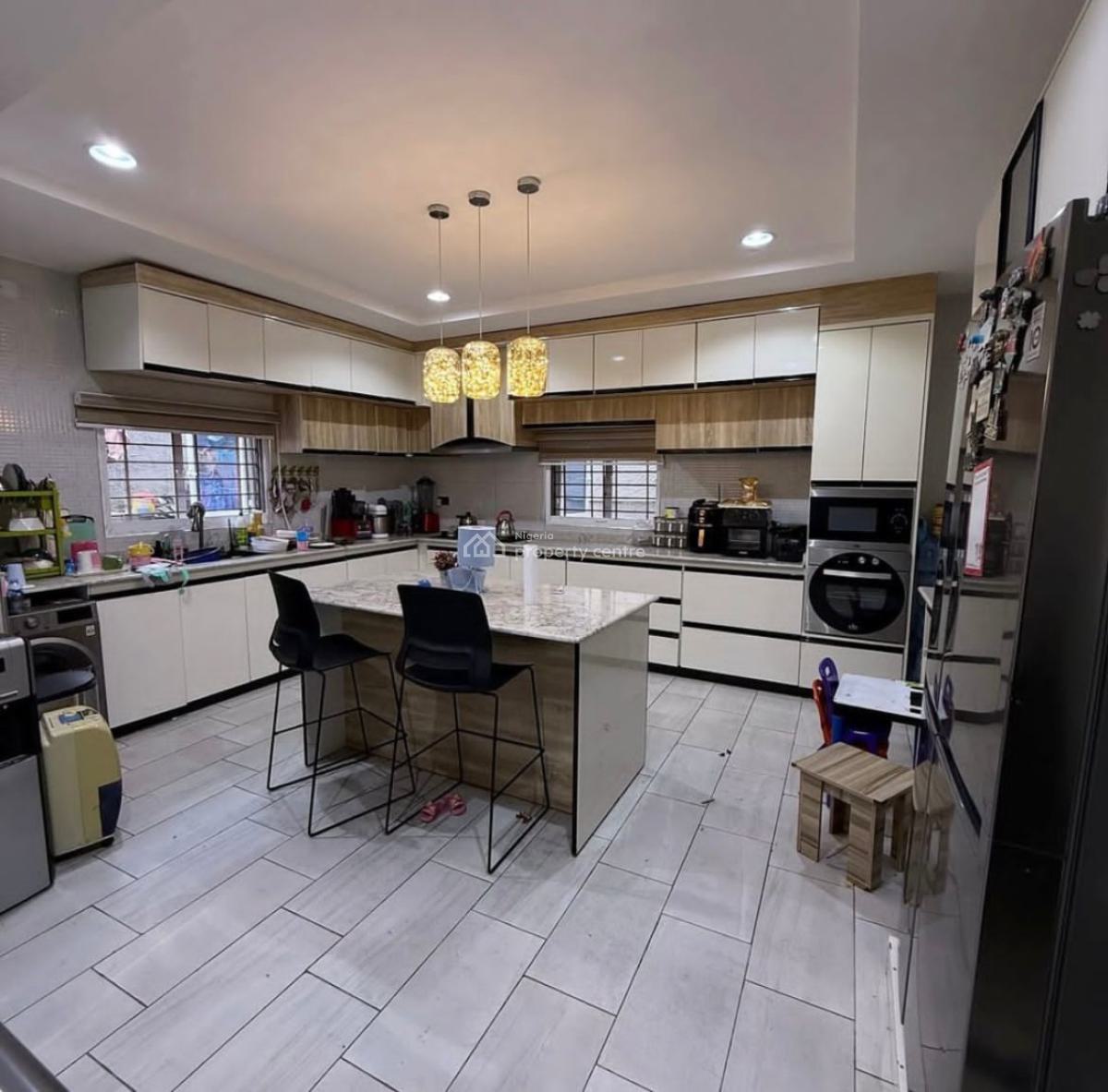 Furnished 4 Bedroom Terrace Duplex with Bq, Guzape District, Abuja, Terraced Duplex for Sale