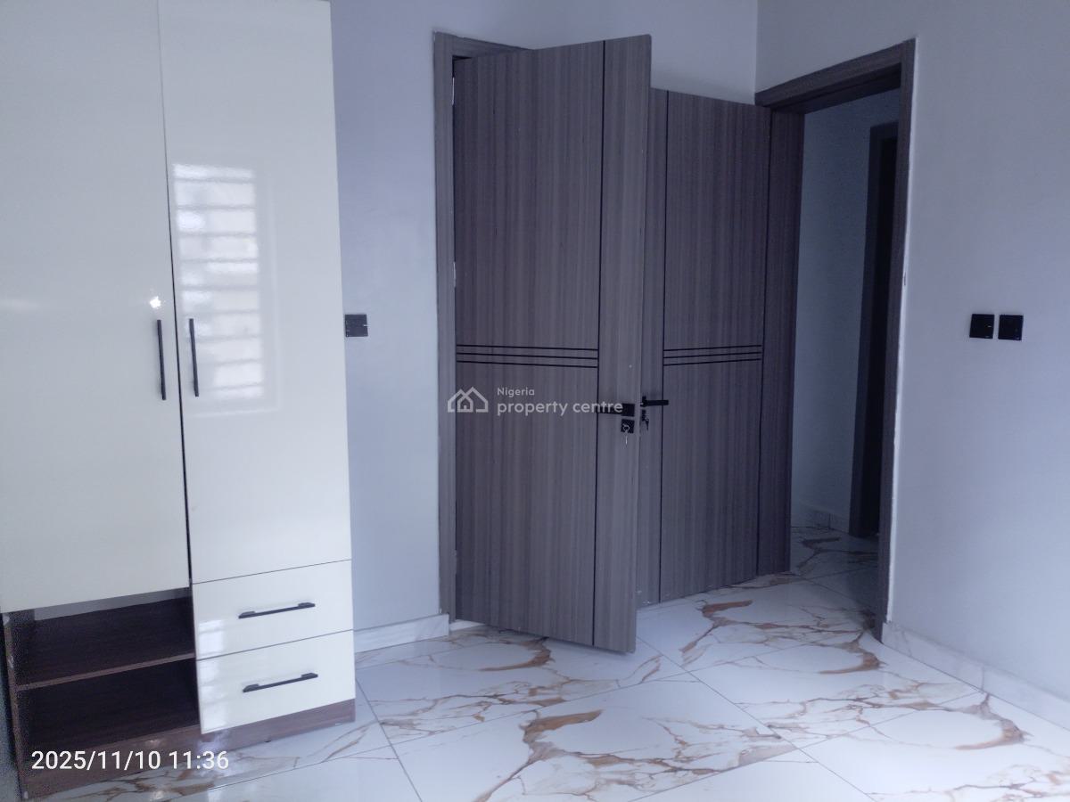 2 Bedroom Luxurious and Spacious Flat, Freedom Way, Lekki Phase 1 Lagos State, Lekki Phase 1, Lekki, Lagos, Flat / Apartment for Sale