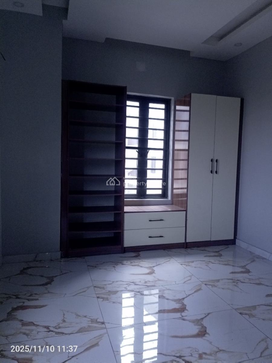 2 Bedroom Luxurious and Spacious Flat, Freedom Way, Lekki Phase 1 Lagos State, Lekki Phase 1, Lekki, Lagos, Flat / Apartment for Sale