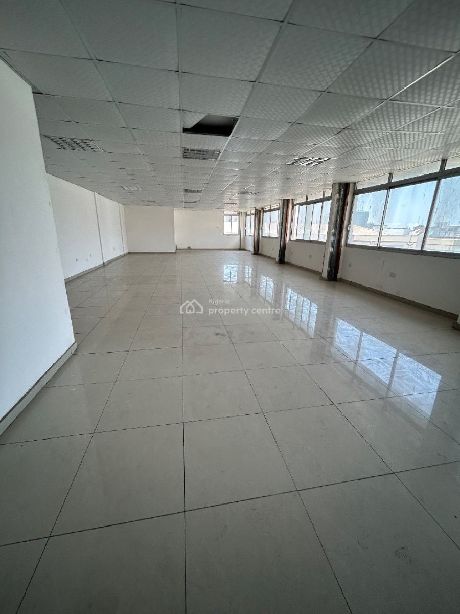 an Office Space Measuring 135sqm, Victoria Island (vi), Lagos, Office Space for Rent