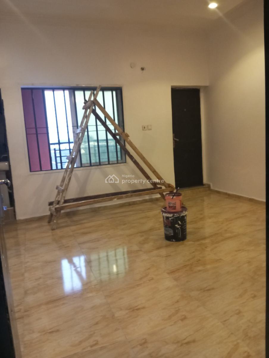 Specious Fully Serviced Studio, Chevron Drive, Lekki, Lagos, Flat / Apartment for Rent