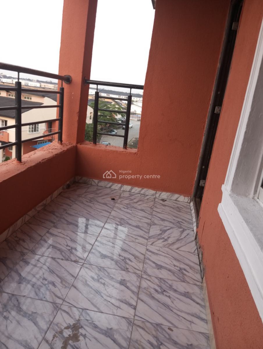 Specious Fully Serviced Studio, Chevron Drive, Lekki, Lagos, Flat / Apartment for Rent