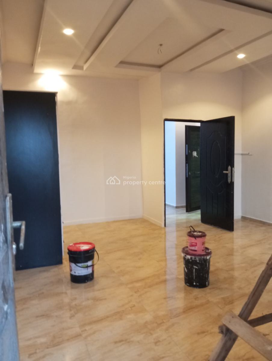 Specious Fully Serviced Studio, Chevron Drive, Lekki, Lagos, Flat / Apartment for Rent