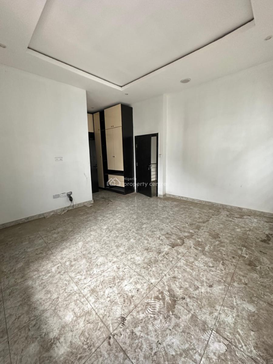 Luxurious 4 Bedroom Semi-detached Duplex Bq in a Secure Estate, Orchid, Lekki, Lagos, Semi-detached Duplex for Sale