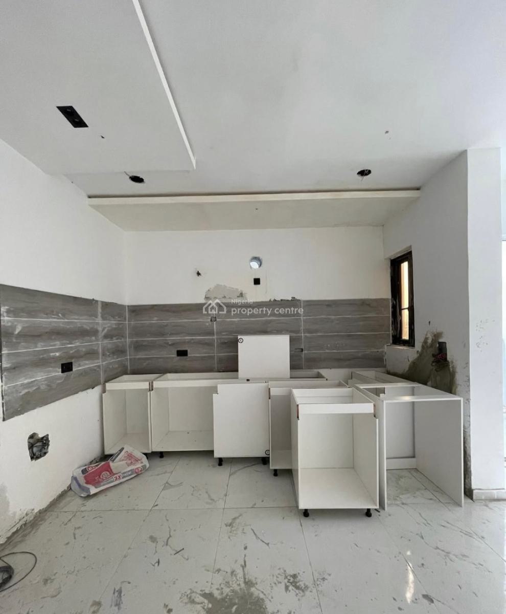 Luxury 2 Bedroom Flats with Bq, Lekki Phase 1, Lekki, Lagos, Flat / Apartment for Sale