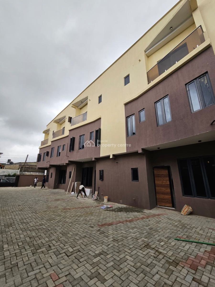 Amazing 4 Bedroom Terraced Duplexes with Bq in a Good Neighborhood, Gbagada, Lagos, Terraced Duplex for Sale