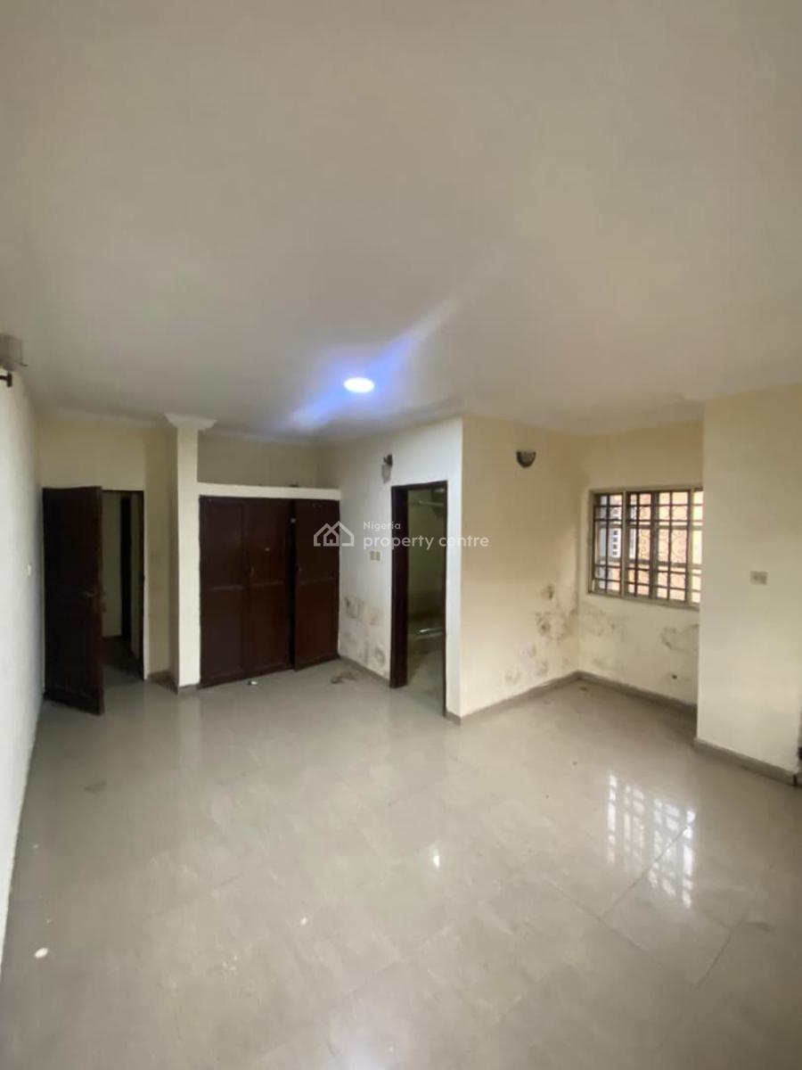 3 Bedroom Apartment in a Secured and Serene Estate, Agungi, Lekki, Lagos, Flat / Apartment for Rent