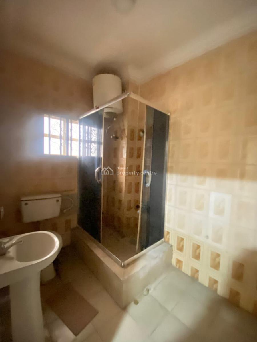 3 Bedroom Apartment in a Secured and Serene Estate, Agungi, Lekki, Lagos, Flat / Apartment for Rent