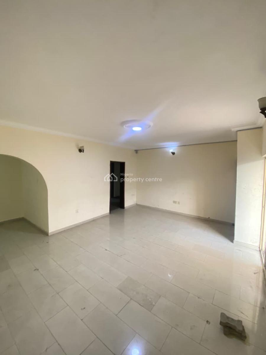 3 Bedroom Apartment in a Secured and Serene Estate, Agungi, Lekki, Lagos, Flat / Apartment for Rent