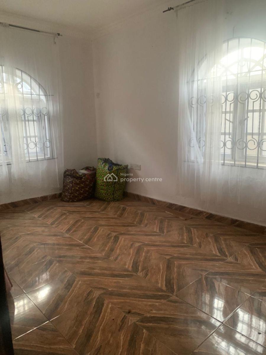 Block of Flats, Agunfoye Adamo, Adamo, Ikorodu, Lagos, Detached Bungalow for Sale