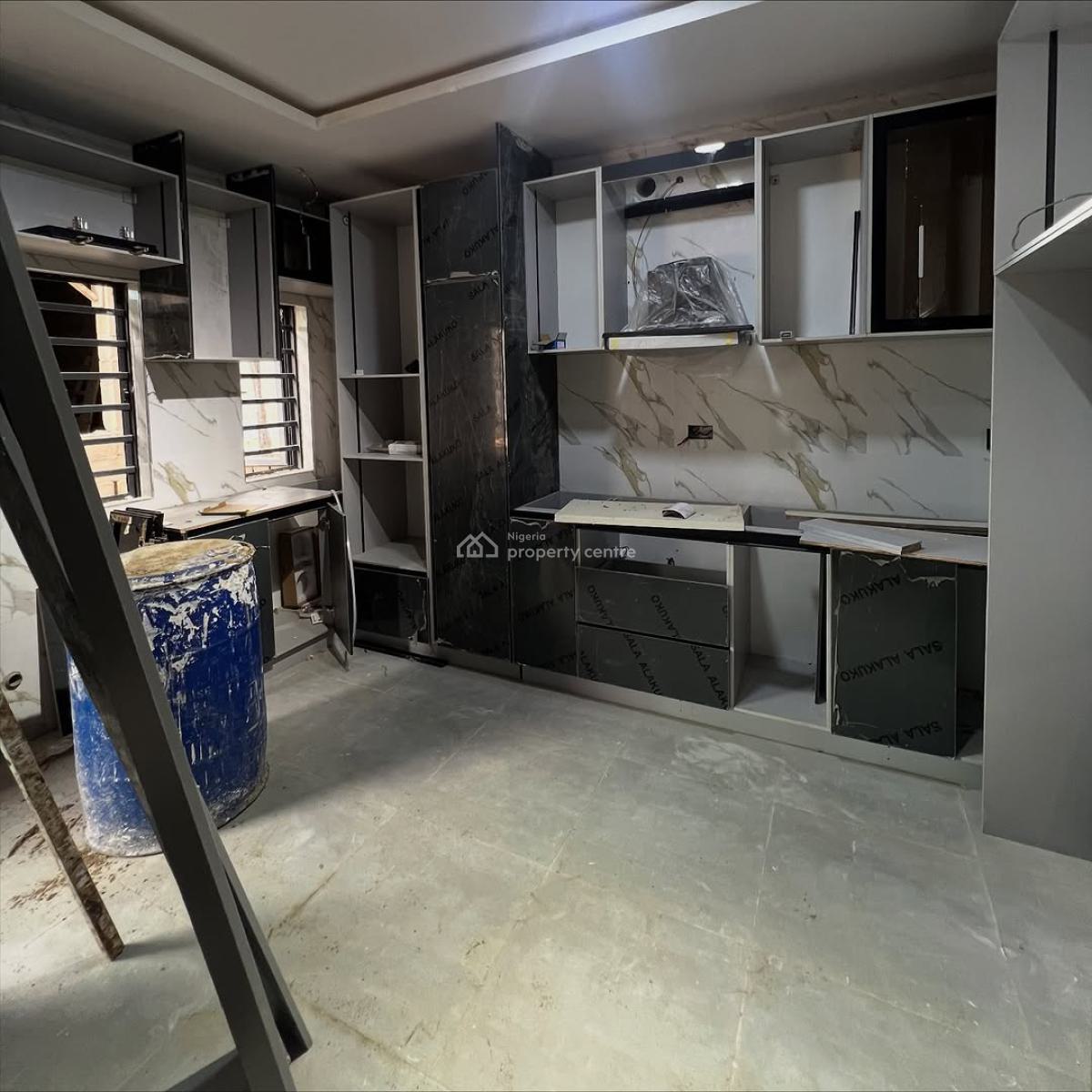 Smart and Luxury 3 Bedroom Flat, Lekki Phase 1, Lekki, Lagos, Flat / Apartment for Sale