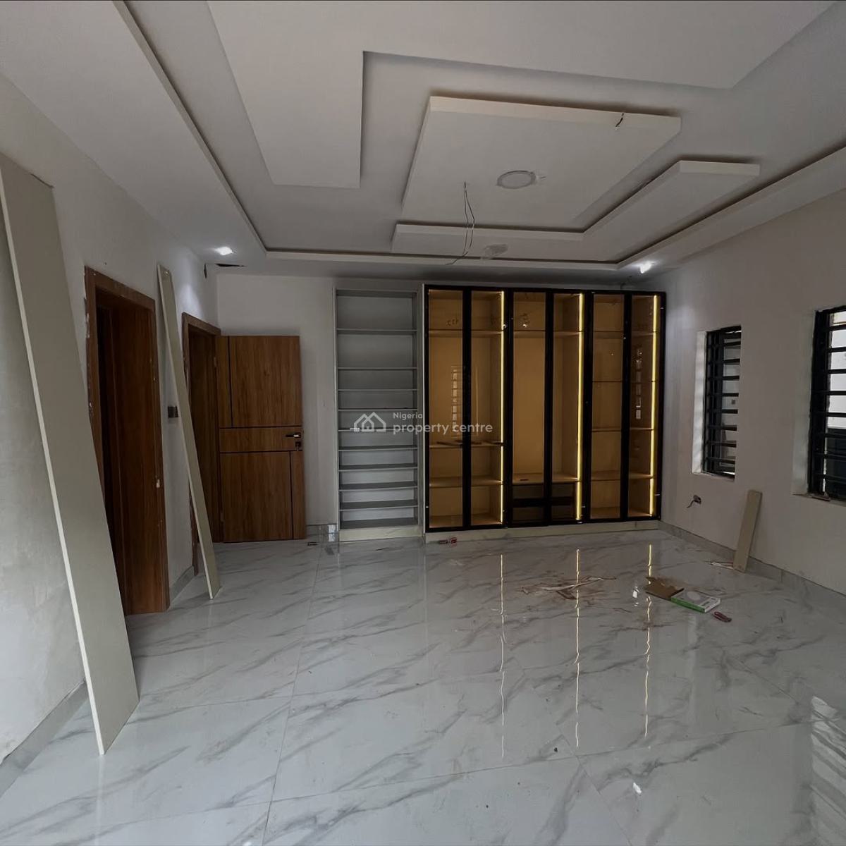 Smart and Luxury 3 Bedroom Flat, Lekki Phase 1, Lekki, Lagos, Flat / Apartment for Sale