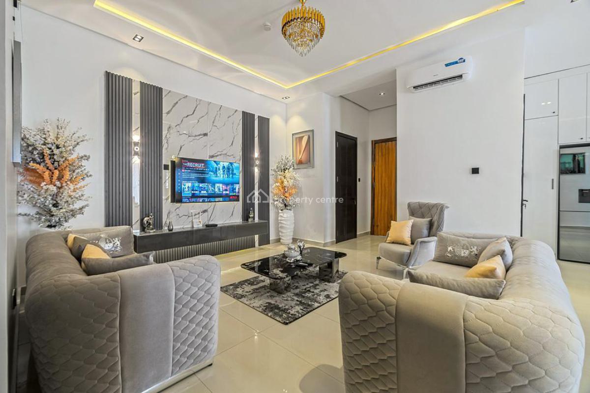 2-bedroom Apartment with Pool & Gym, Lekki Phase 1, Lekki, Lagos, Flat / Apartment Short Let