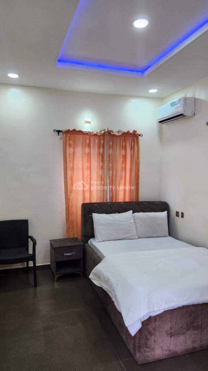 6 Bedrooom Apartments with Swimming Pool and Party Area, Ori-oke, Ogudu, Lagos, Commercial Property Short Let