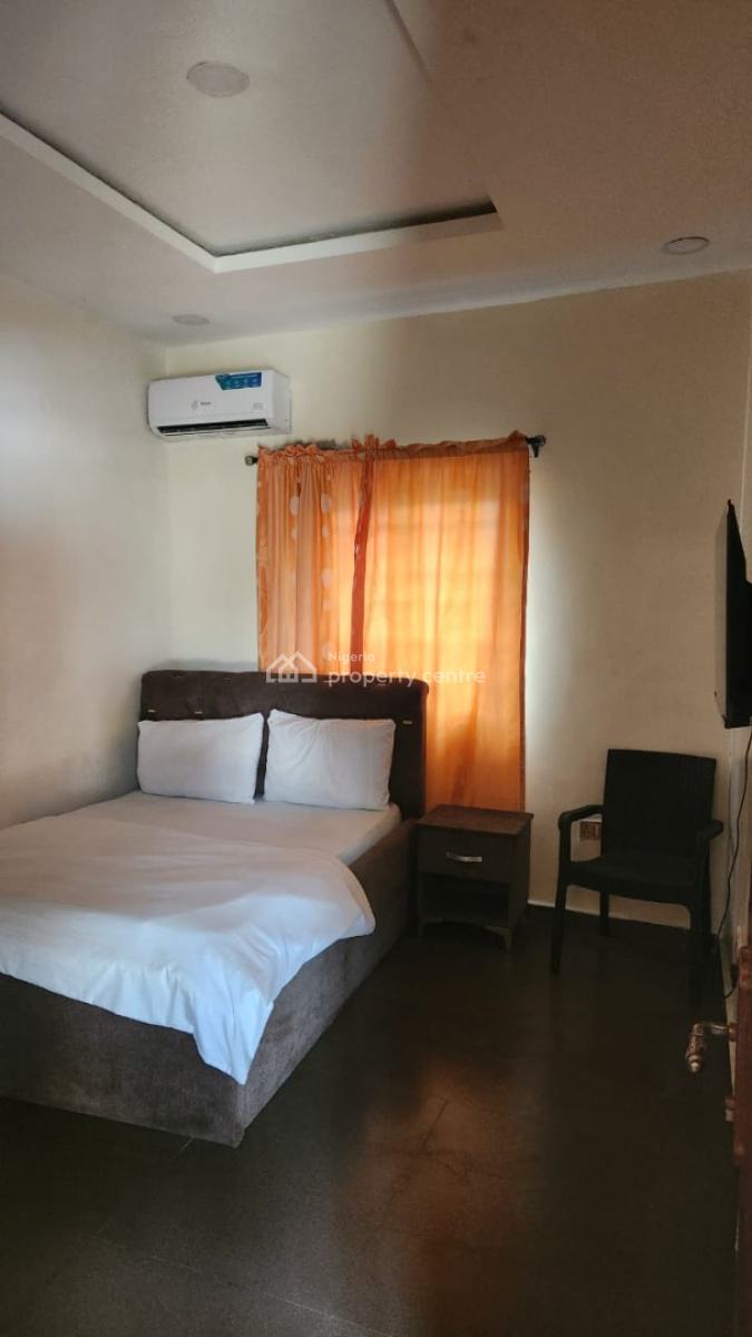 6 Bedrooom Apartments with Swimming Pool and Party Area, Ori-oke, Ogudu, Lagos, Commercial Property Short Let