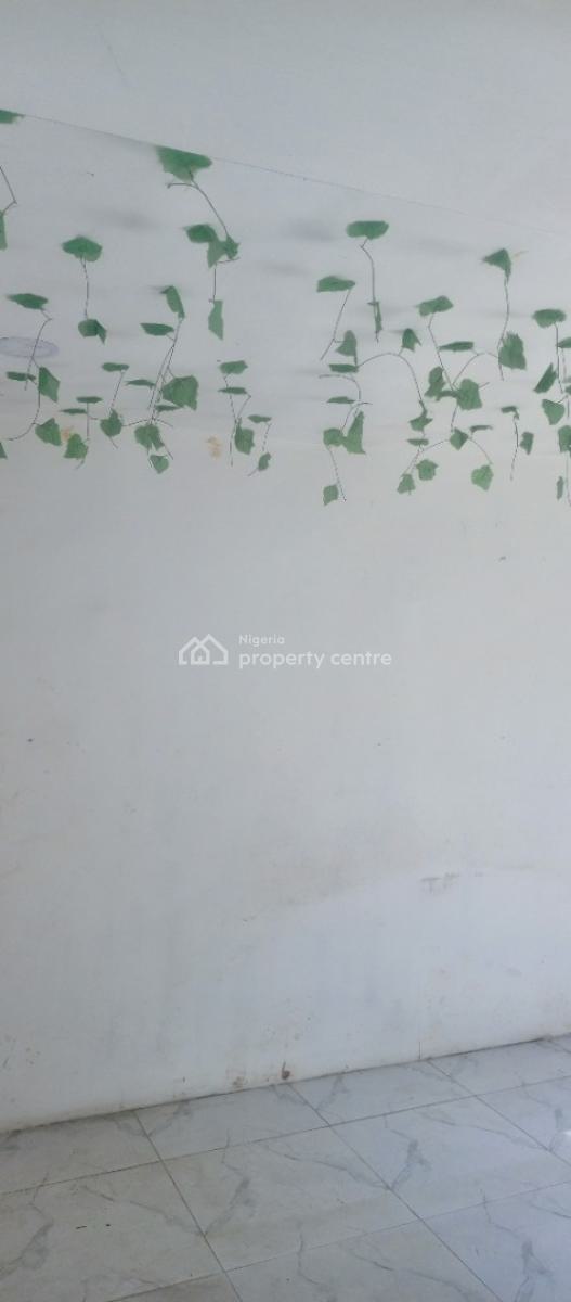 Sharp and Clean Shop in a Plaza By The Express, Abijo, Lekki, Lagos, Shop for Rent