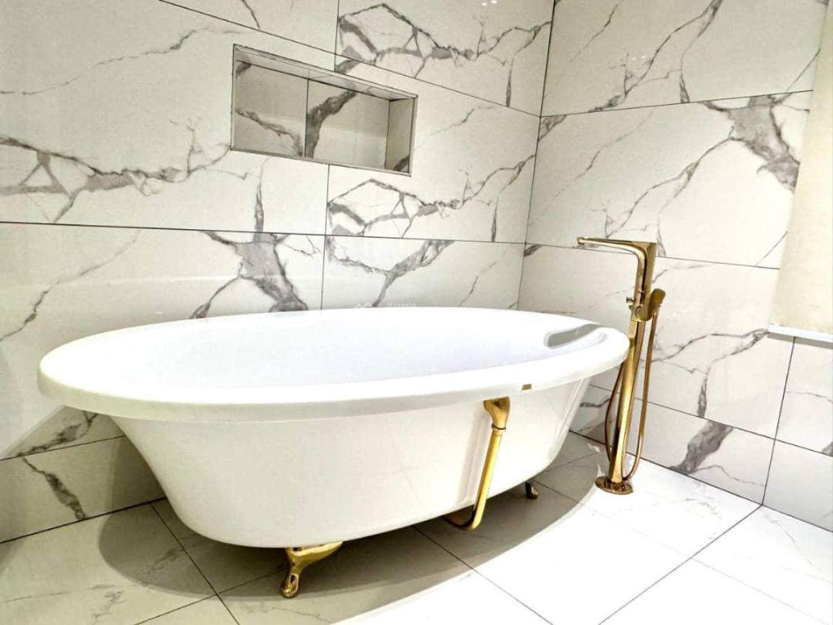 En-suite 4-bedroom Terrace Duplex Fully Furnished, Lekki Phase 1, Lekki Phase 1, Lekki, Lagos, Flat / Apartment Short Let