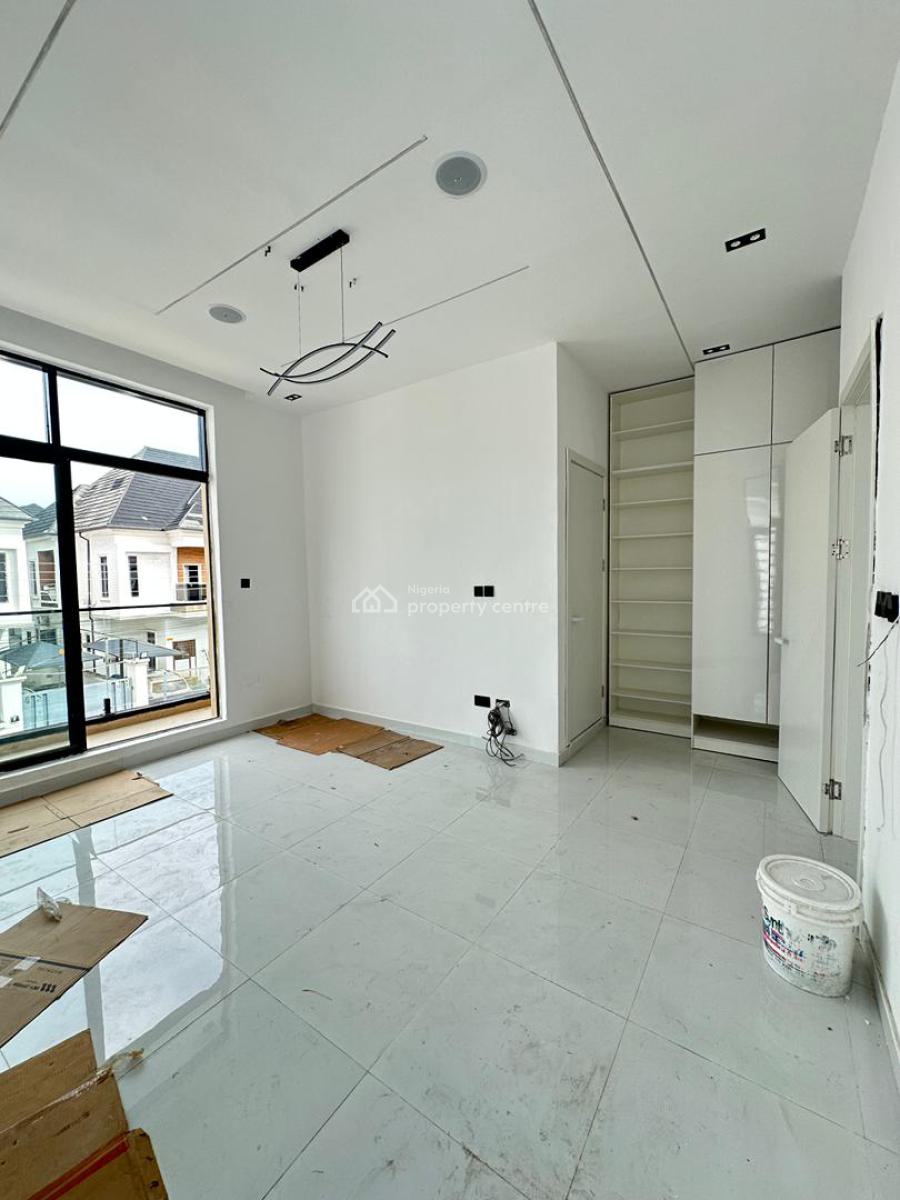 Exquisite Spacious 4 Bedroom Semi-detached Duplex, Less Than 7 Minutes From Ecuador Outdoor Bar, Orchid Road., Lekki Phase 2, Lekki, Lagos, Semi-detached Duplex for Sale