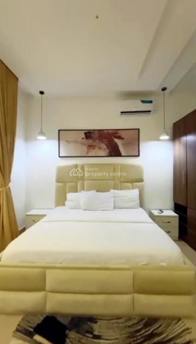 Lovely 3-bedroom Apartment, Lekki Phase 1, Lekki, Lagos, Flat / Apartment Short Let