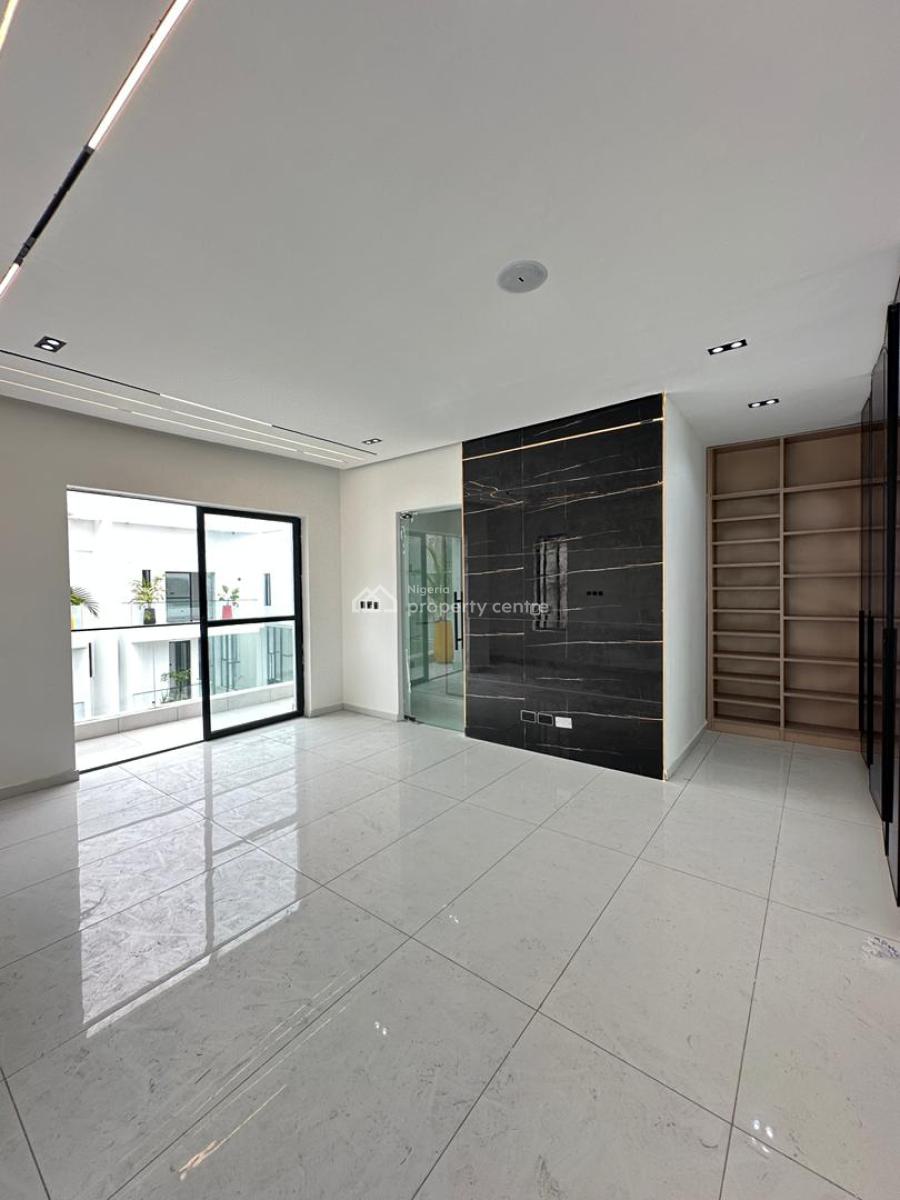 Outstanding Spacious 4 Bedroom Semi-detached Duplex with Bq, Lekki Phase 2, Lekki, Lagos, Semi-detached Duplex for Sale