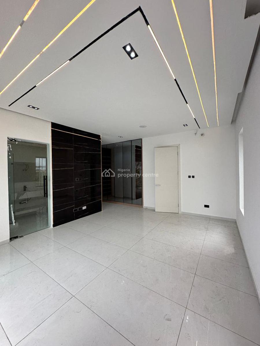 Outstanding Spacious 4 Bedroom Semi-detached Duplex with Bq, Lekki Phase 2, Lekki, Lagos, Semi-detached Duplex for Sale