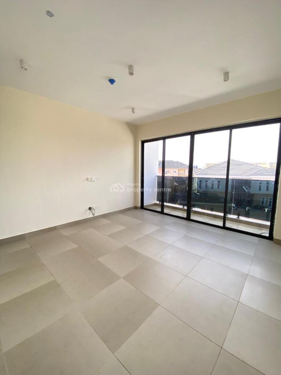 3 Bedroom Apartment with Pool, Lekki Phase 1, Lekki, Lagos, Flat / Apartment for Sale