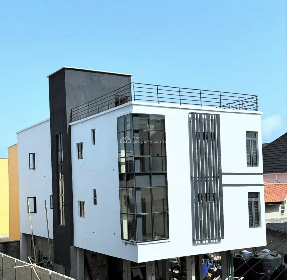 Fully Serviced Studio Apartment, Lekki, Lagos, Block of Flats for Sale